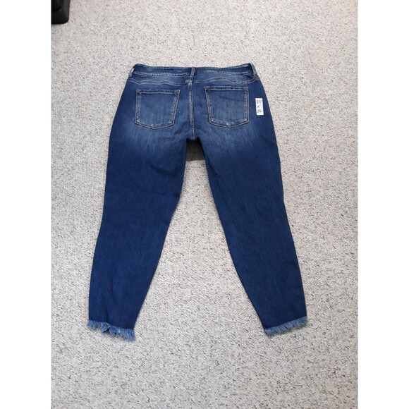 20 KanCan High-Rise Crop Barrel Leg Side Step Fray Hem - Picture 5 of 9